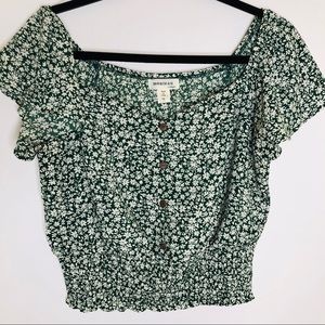 Trendy Sinched Crop Top